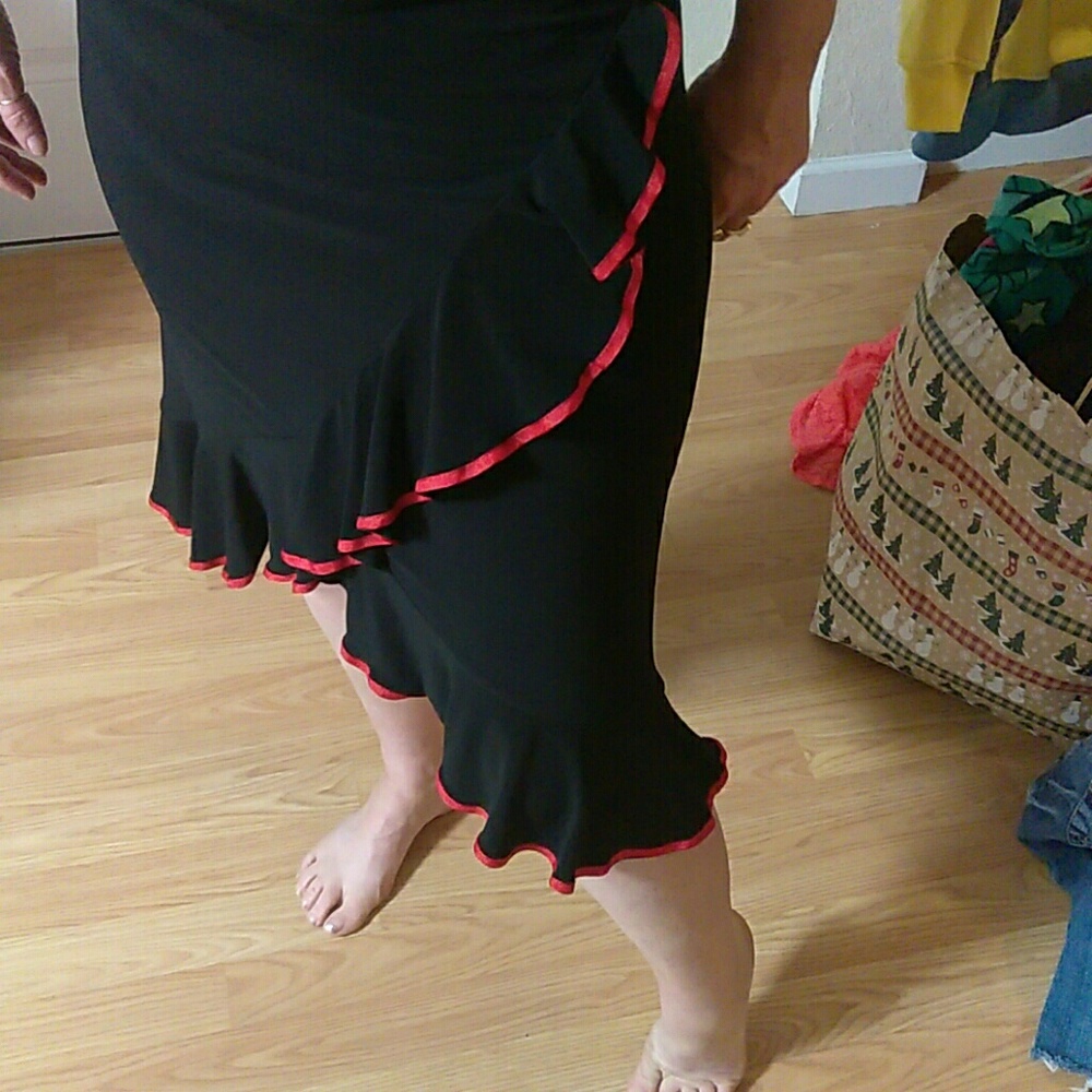 Dress - Picture 4 of 4